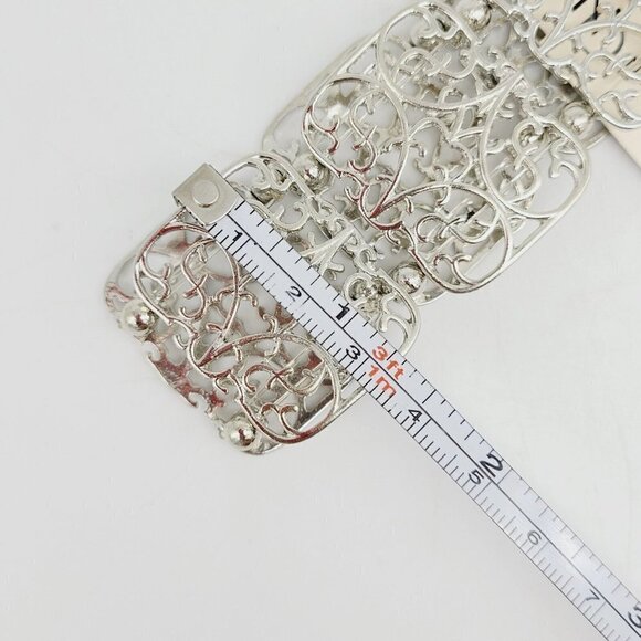 New Directions Stretch Metal Open Work Panel Bracelet SIlver Tone New On Card - Picture 8 of 8